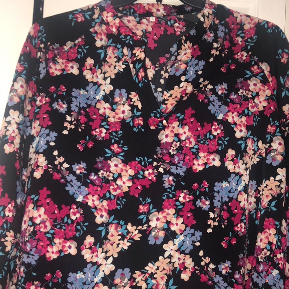 Large woman’s blouse new no tags